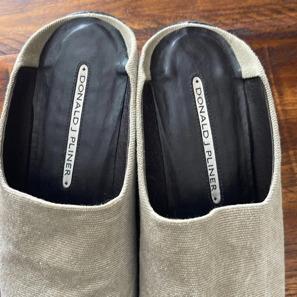 Donald J Pliner Mules Square Toe Heels Womens Sz 7 Beige Tan - Picture 5 of 16